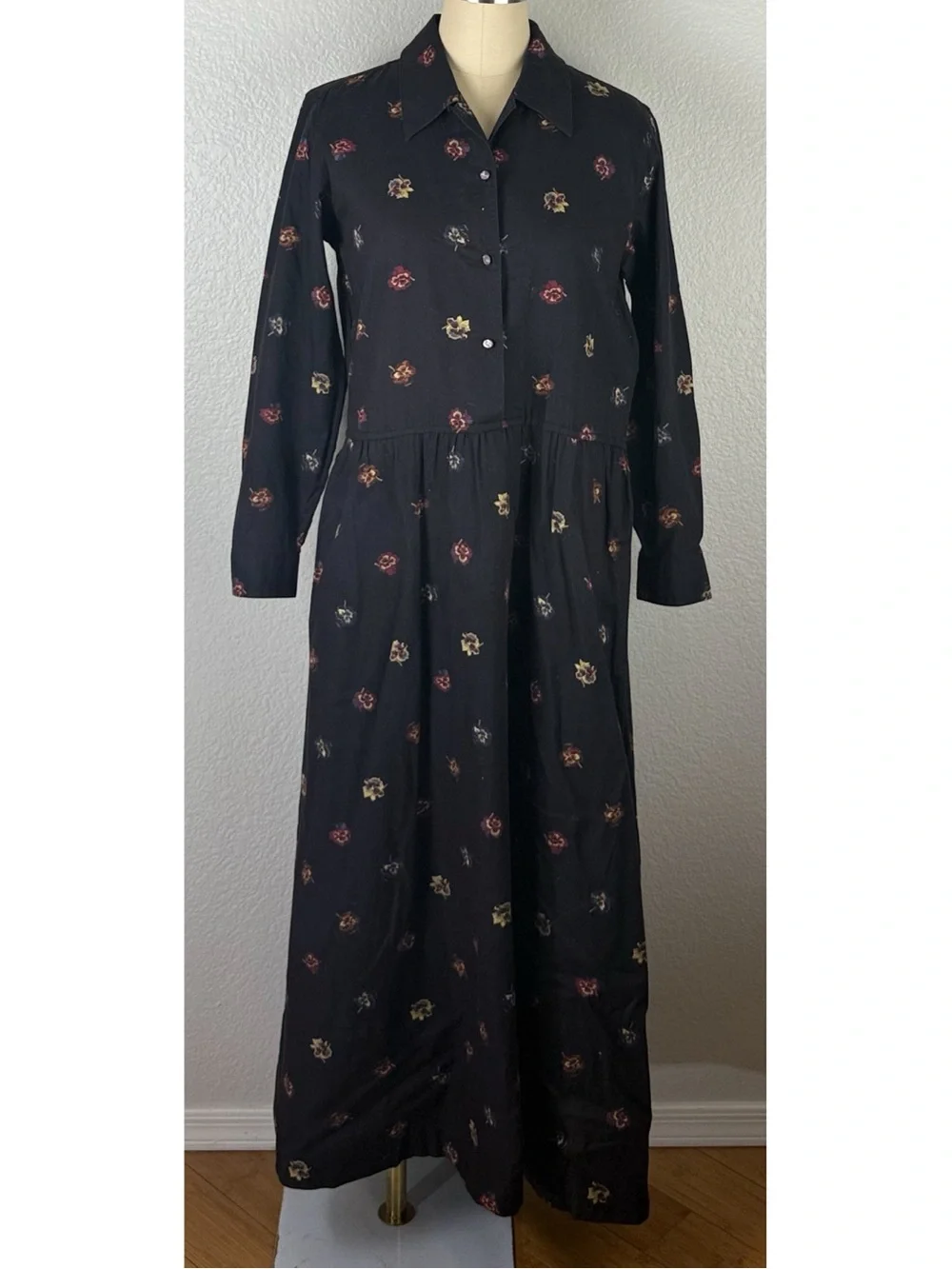 J Crew Vintage 90s Womens Longsleeve Maxi Shirt Dress Black Floral Modest size 8